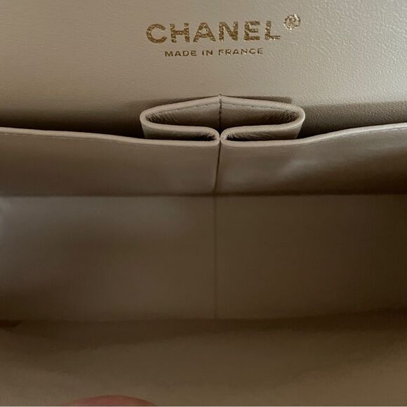 100% authentic CHANEL jumbo double flap beige clair caviar GHW - Picture 5 of 8